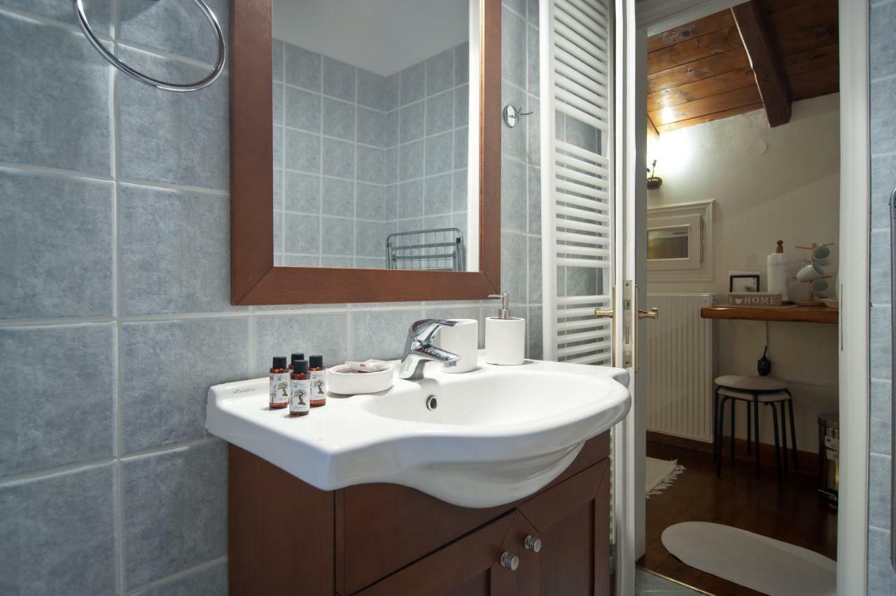 Elia Apartments Chrisso Delphi Екстер'єр фото