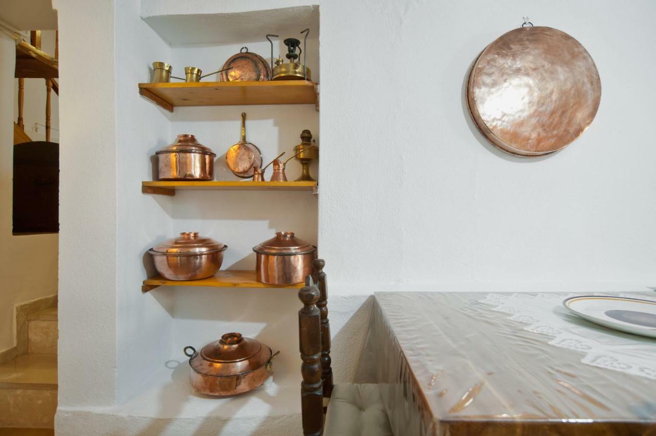 Elia Apartments Chrisso Delphi Екстер'єр фото